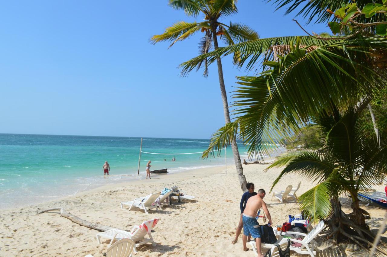 Sonny Island Resort Cabanas Frente Al Mar Punta Bajo Rico المظهر الخارجي الصورة